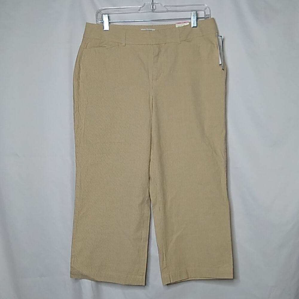 Dockers Women's Ideal Fit Metro Capris Size 10P